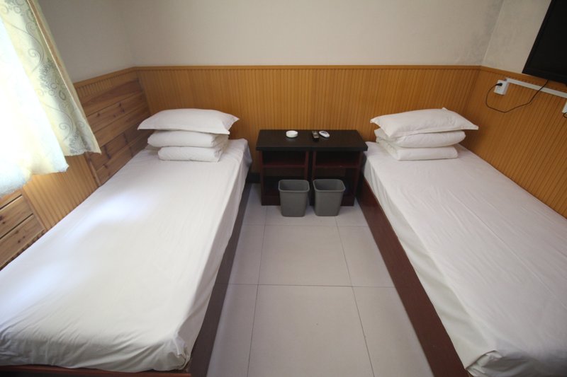 Yulongge Inn Guest Room