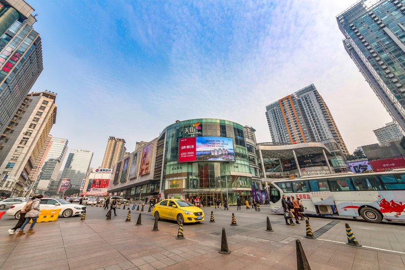 City Impression Apartment Hotel (Chongqing Guanyinqiao Pedestrian Street) Over view