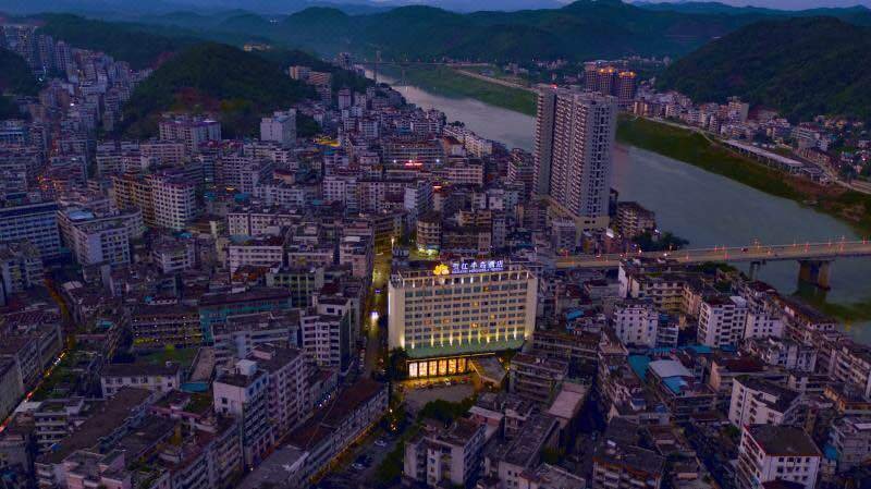 Hejiang Peninsula Hotel Over view