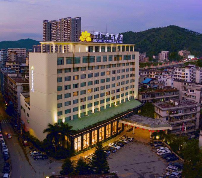 Hejiang Peninsula Hotel Over view