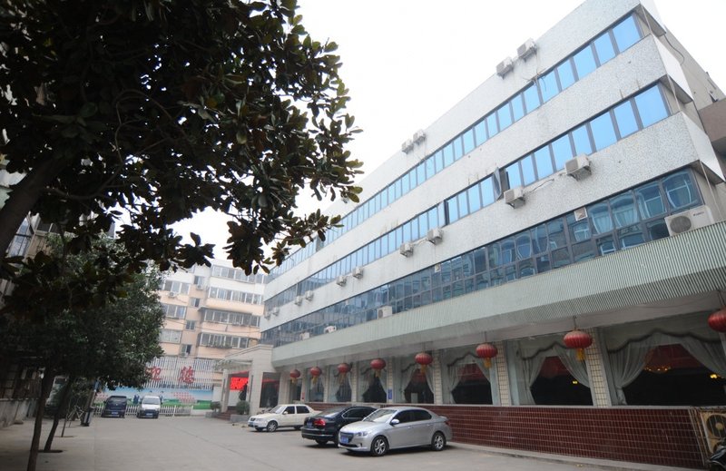 Xinxiang YuanLong Hotel Over view