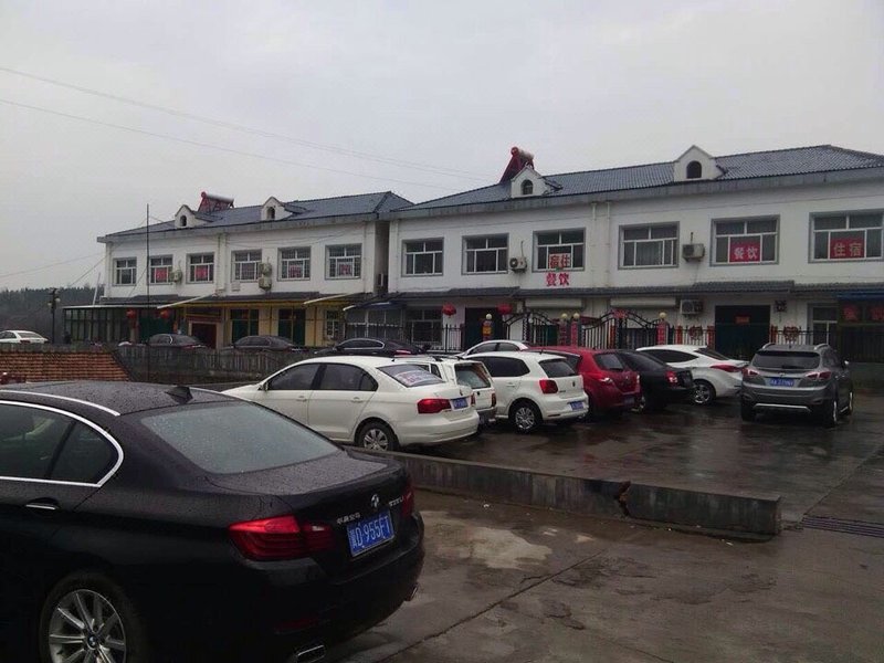 Zhang Jiaoyan FarmstayOver view