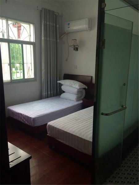 Auspicious Villa Guest Room