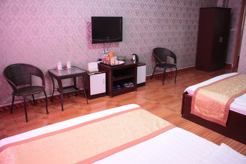 Longshun Business HostelGuest Room