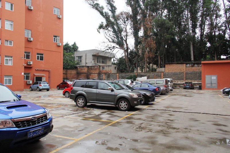 Fairyland Hotel Jiaochang Zhong Road Over view