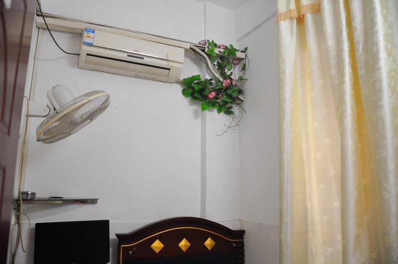 Kaixin Renjia Family Hostel Guest Room