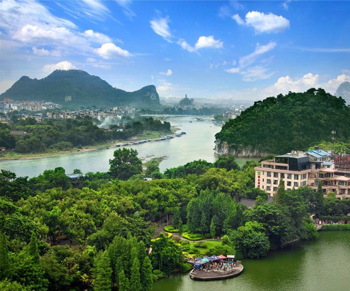 Venus Royal Hotel (Guilin Xiangshan Park) over view