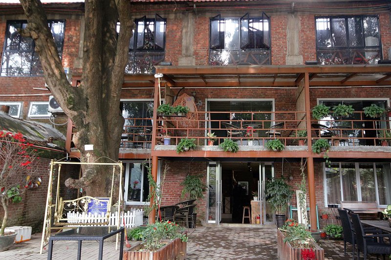 ZAISHUYIFANGYISHUMINSU酒店外观