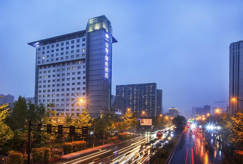 Huachen Kenzo Hotel Hangzhou over view