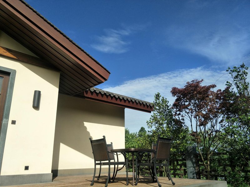 Mount Emei View Hot Spring Soup House Over view