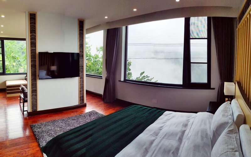 Ten Rooms InnGuest Room