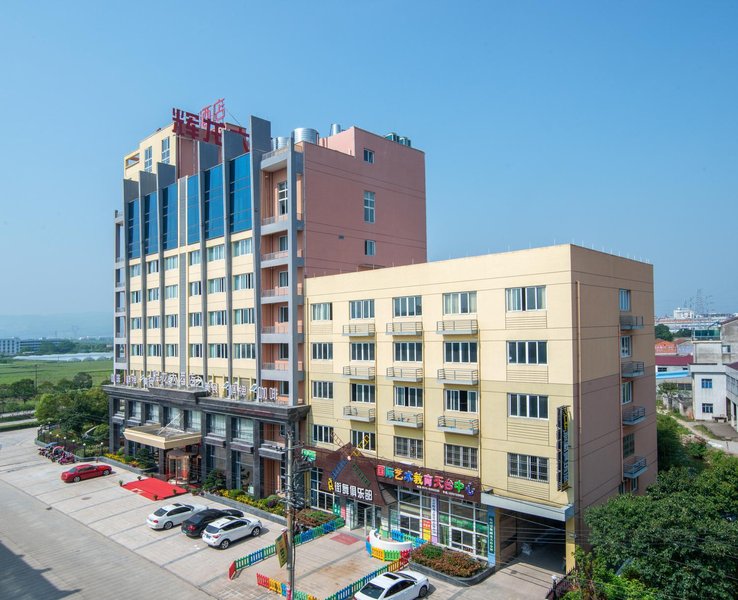 Huilong Hotel Over view