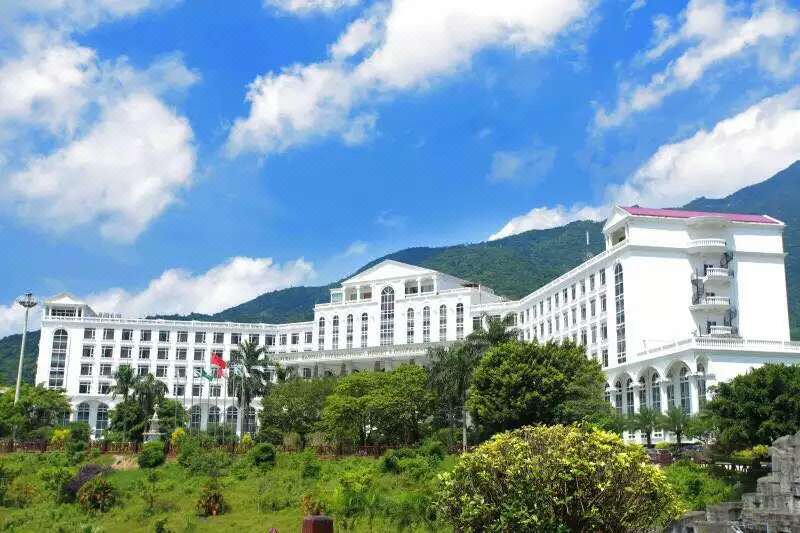 Luofushan Jiabaotian International Hotspring Resort Over view