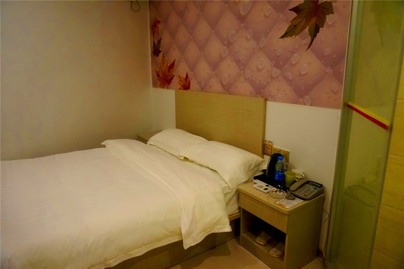 super8hotel Guest Room