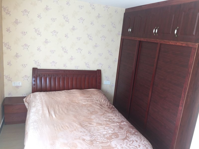 重庆靠近观音桥解放碑双轻轨3室2厅欧式装修