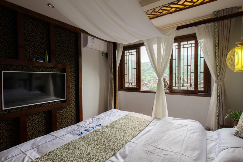 Legend Inn Xijiang Guest Room