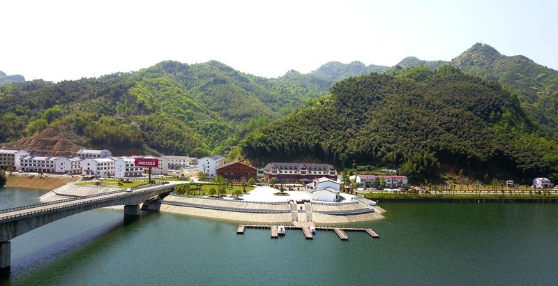 Longjing Villa Resort Over view