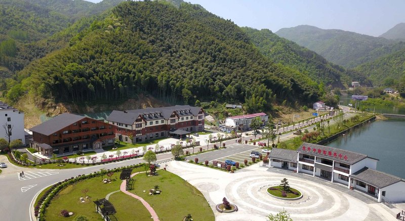 Longjing Villa Resort Over view
