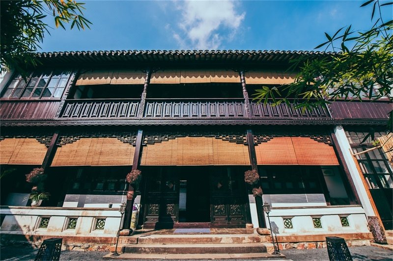  酒店外观