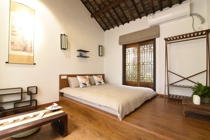 苏州塘隐·初见特色民宿(七里山塘街分店)