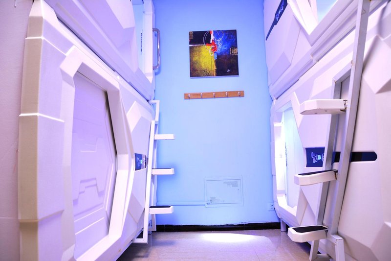 Qianduoduo Capsule  HostelGuest Room