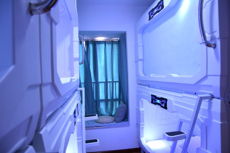 Qianduoduo Capsule  HostelGuest Room