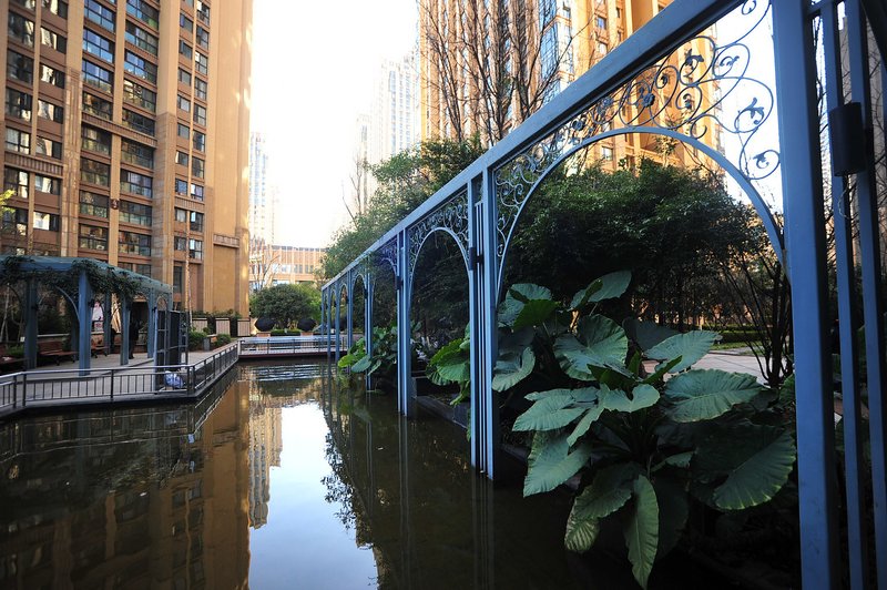 Linjiang Family Hostel Over view