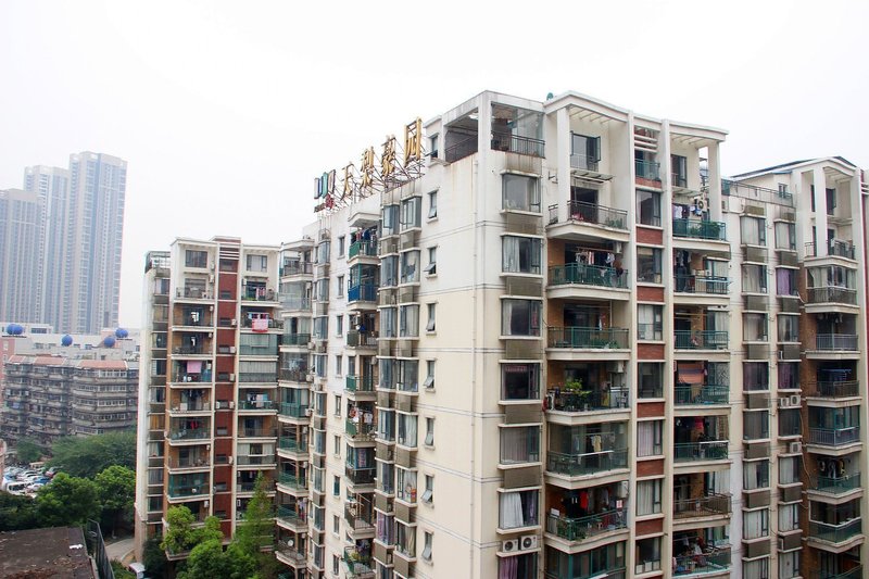 Wuhan Xinhao Fashion Apartment Over view