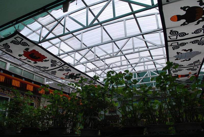 Baiyun Zangshi Guest House Over view