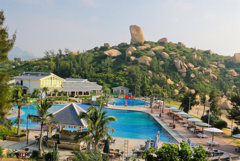 Naqin Peninsula Geological Ocean Park Hotel over view