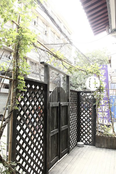 Xi'an Alley Youth Hostel Over view