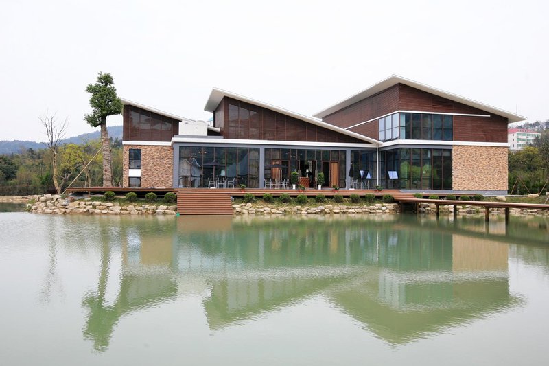 Hangzhou Bay International Hotel Over view