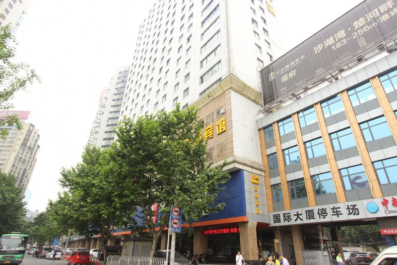 酒店外观