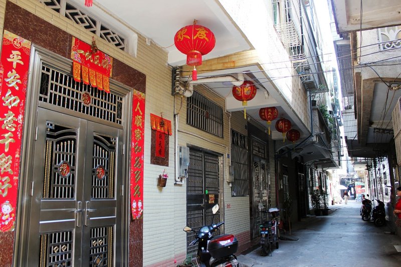 E Family Holiday Apartment EOver view