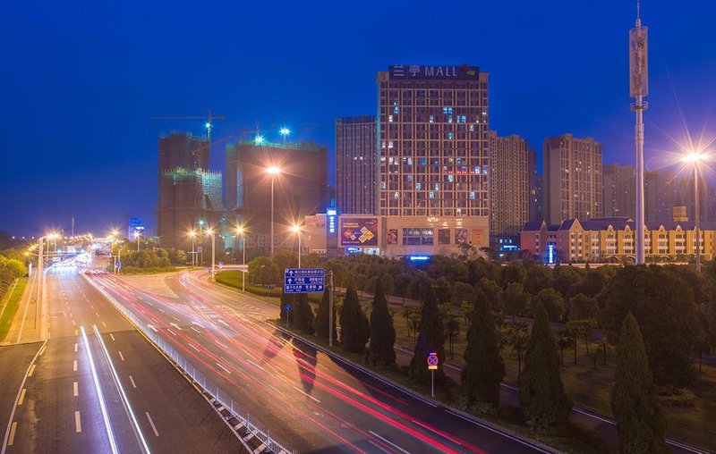 Jifeng HotelOver view