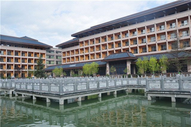 Jiu Long Moutain Internationl Hot Springs Hotel Over view
