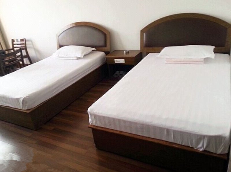 Caiyuan Hotel Guest Room