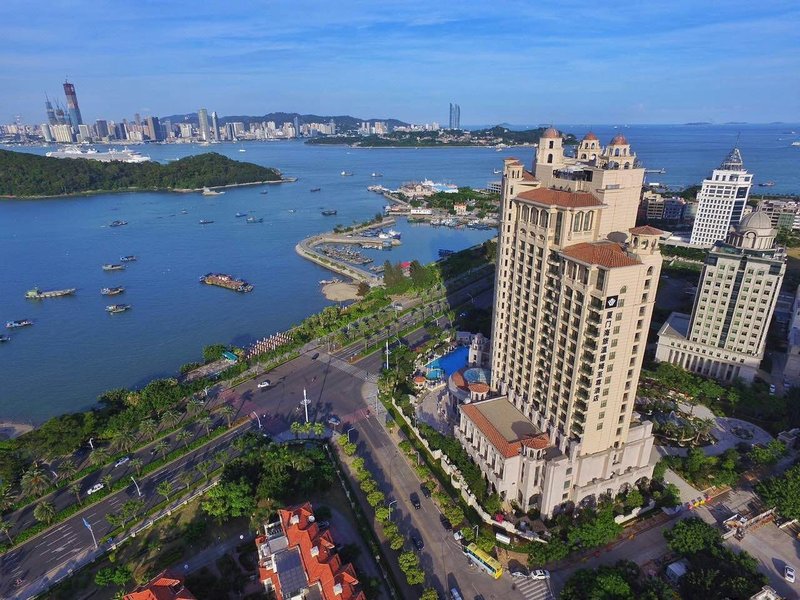 Wyndham Grand Xiamen Haicang Over view