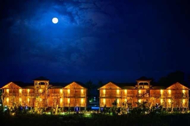 Baolong National Forest Park Lotus Mountain Villa Over view