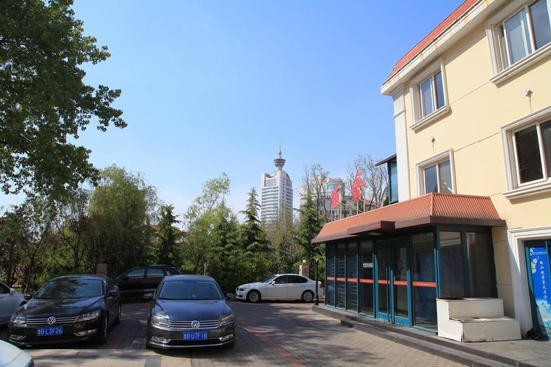 Xinhehuang Hotel Over view