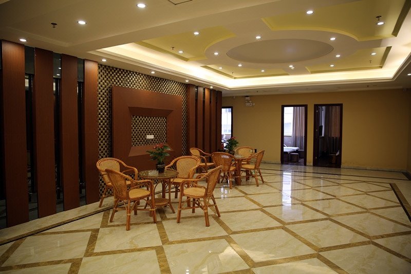 Longxiang Business Hotel 休闲