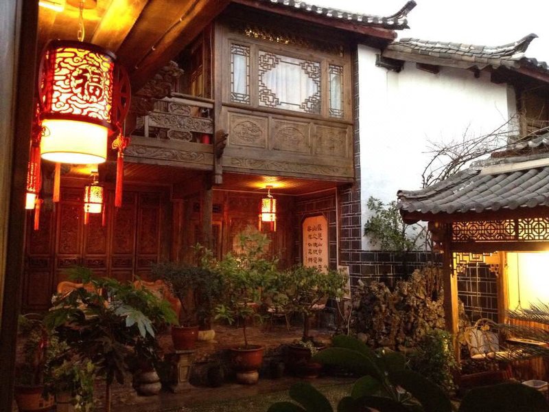 Longyuan Inn Over view