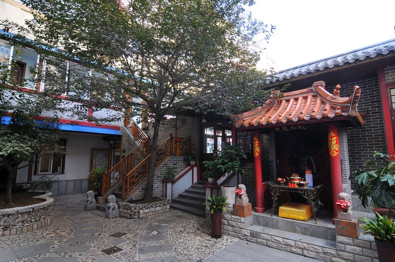 Qianxiyu Courtyard Traders HotelOver view