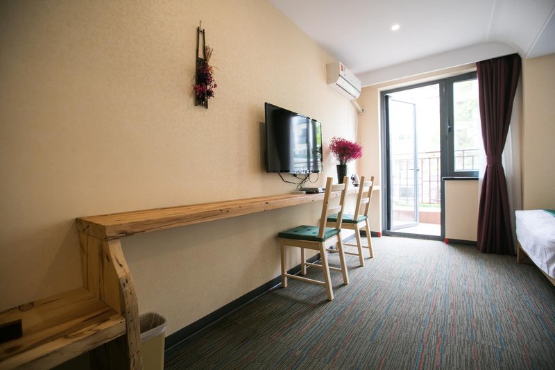 Sunshine Garden HotelGuest Room