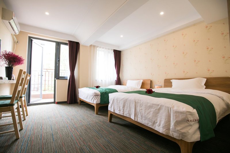 Sunshine Garden HotelGuest Room