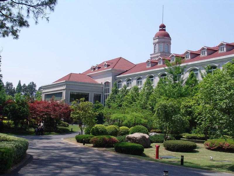 Weisheng Xiangyi Hotel (Xiangyi Building) Over view