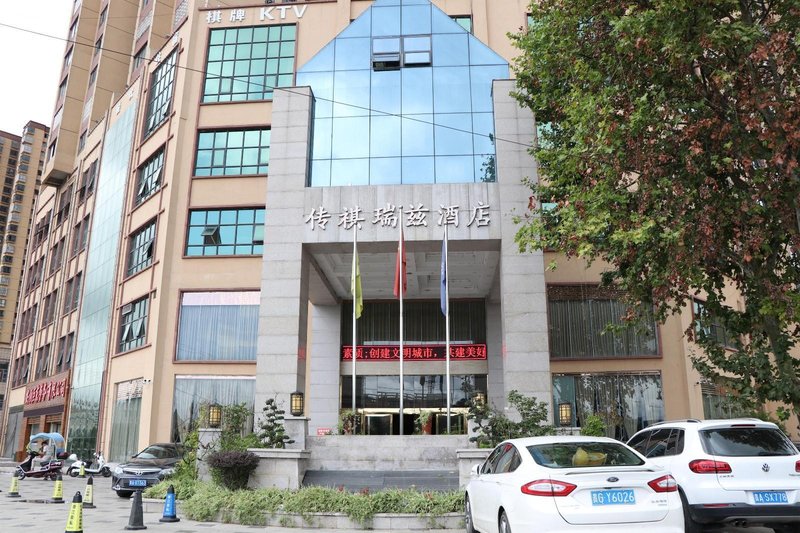 Ritz  hotel Over view