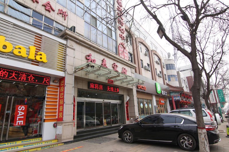  酒店外观