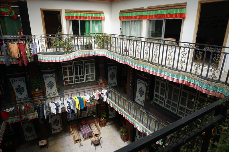 Lhasa Jixue InnOver view