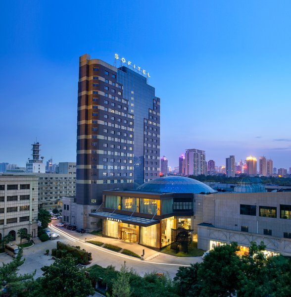 Sofitel Zhengzhou International Hotel Over view